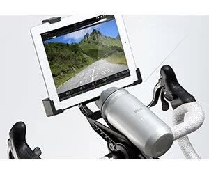 За допомогою цього тримача Tacx ваш планшет надійно кріпиться до керма велосипеда