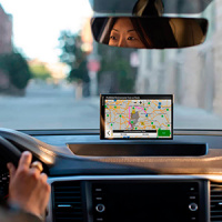 Нові GPS-навігатори Garmin DriveSmart – прості та зручні пристрої зі збільшеним екраном