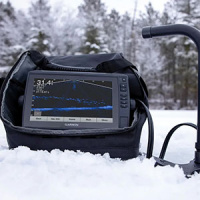Garmin додає комплект LiveScope™ Plus Ice Fishing Bundle LI для підлідної риболовлі з літієвою батареєю